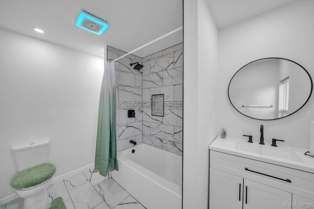 7416 Hanover Avenue, Detroit, MI 48206