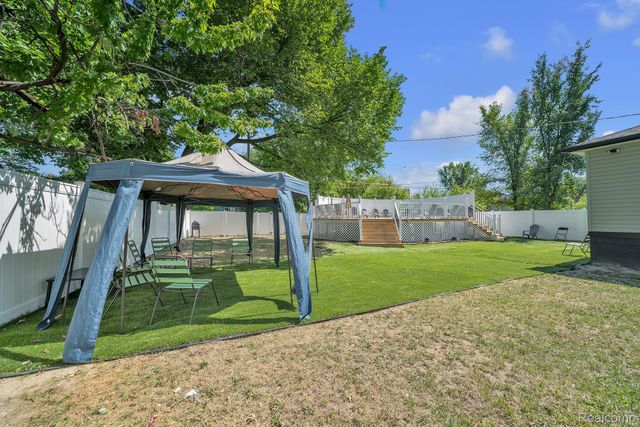 7416 Hanover Avenue, Detroit, MI 48206