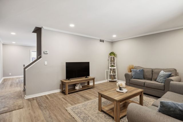 210 Old Hickory Blvd Apt 67, Nashville, TN 37221