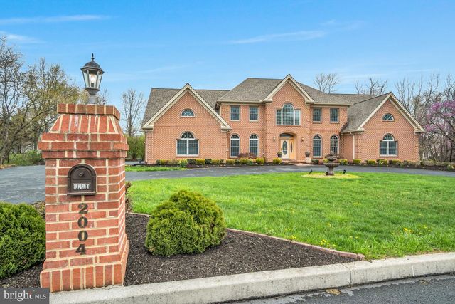 2004 MOUNTAIN PINE DR, Mechanicsburg, PA 17050