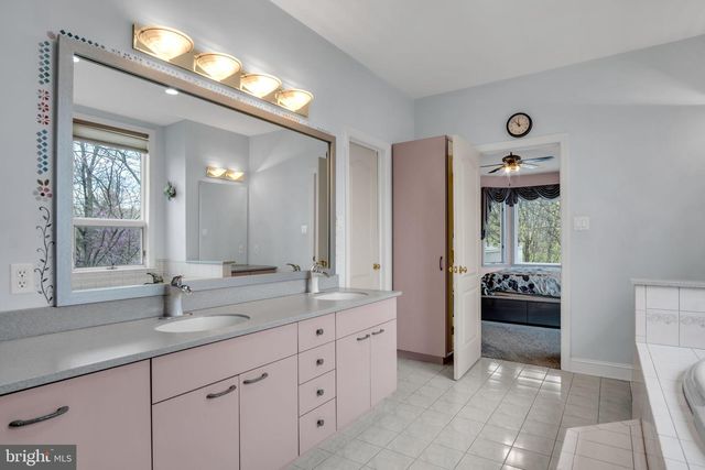 2004 MOUNTAIN PINE DR, Mechanicsburg, PA 17050
