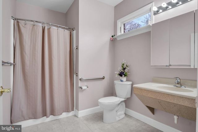2004 MOUNTAIN PINE DR, Mechanicsburg, PA 17050