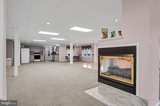 2004 MOUNTAIN PINE DR, Mechanicsburg, PA 17050