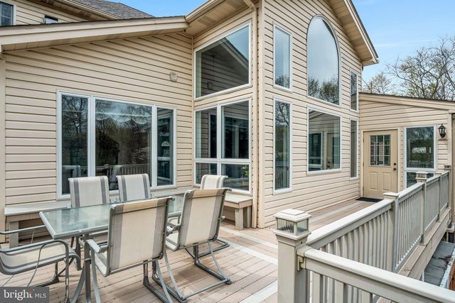 2004 MOUNTAIN PINE DR, Mechanicsburg, PA 17050