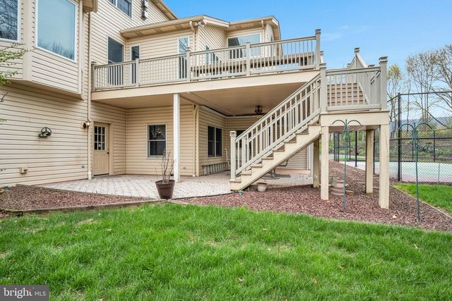 2004 MOUNTAIN PINE DR, Mechanicsburg, PA 17050
