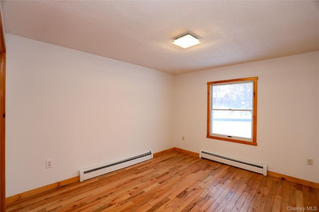 38 Roxanne Boulevard, Lloyd, NY 12528