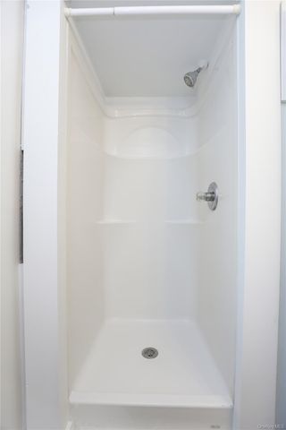 38 Roxanne Boulevard, Lloyd, NY 12528