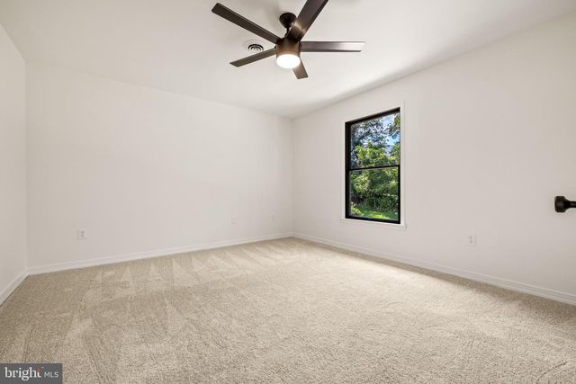 6425 DANT DR, Owings, MD 20736
