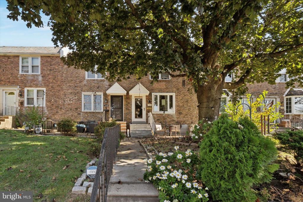 2548 IRVINGTON RD, Drexel Hill, PA 19026