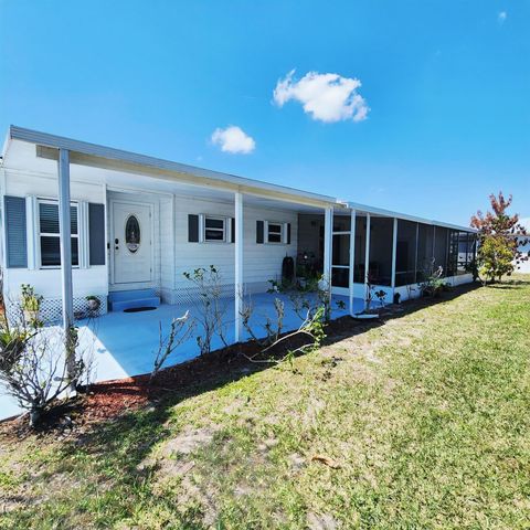 5 El Portal Lane, Port St. Lucie, Port St Lucie, FL 34952