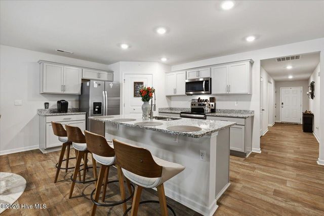 1441 N Wilshire Court, Kinston, NC 28504