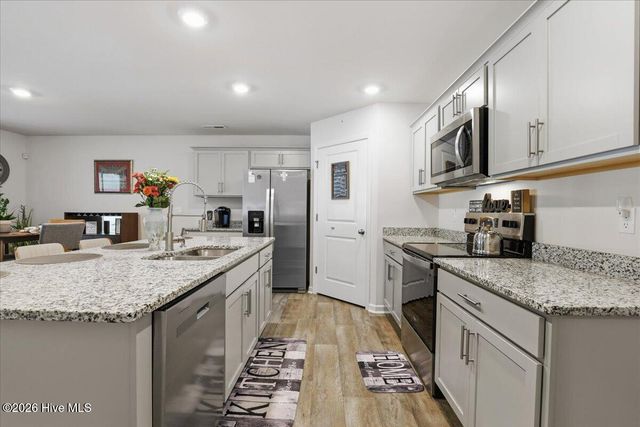 1441 N Wilshire Court, Kinston, NC 28504