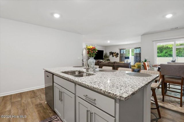 1441 N Wilshire Court, Kinston, NC 28504