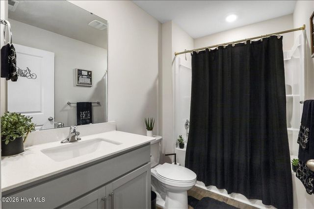 1441 N Wilshire Court, Kinston, NC 28504