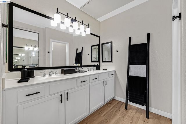 612 Artistic Pl, Hayward, CA 94541
