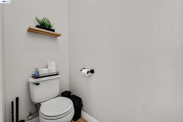 612 Artistic Pl, Hayward, CA 94541