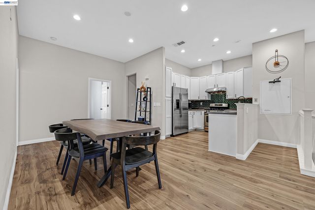 612 Artistic Pl, Hayward, CA 94541