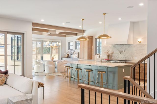 916 S High Street, Denver, CO 80209