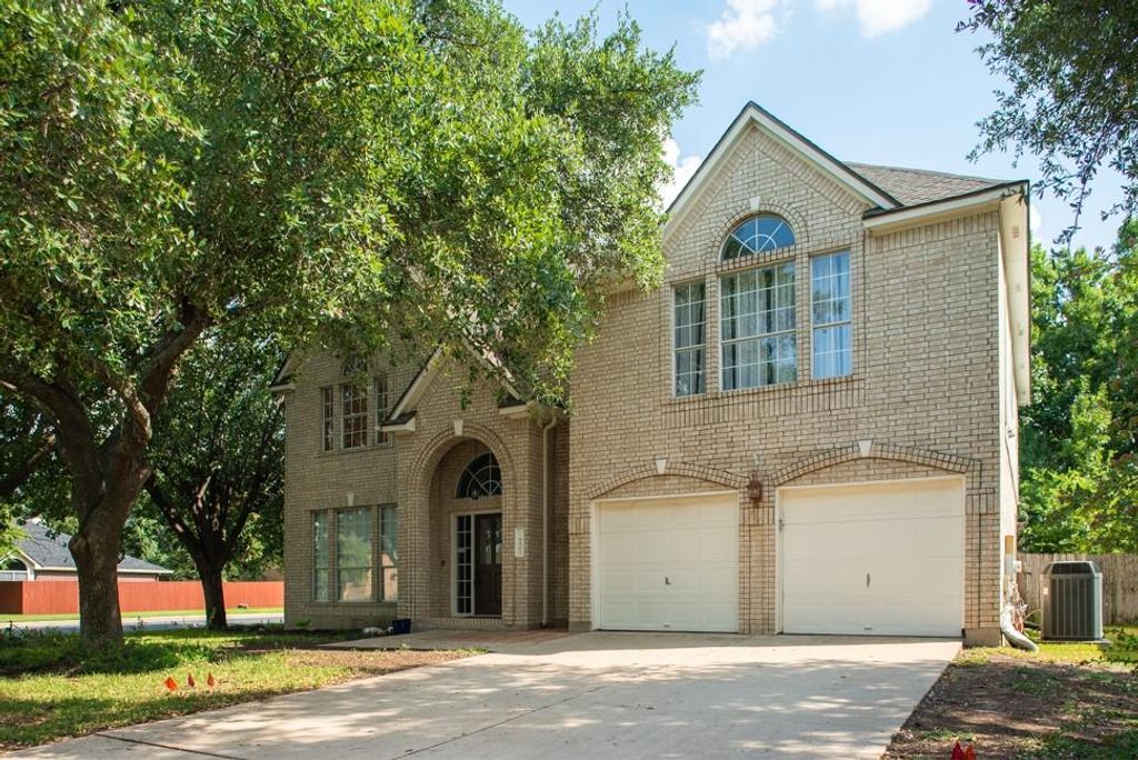 8901 Splitarrow DR, Austin, TX 78717