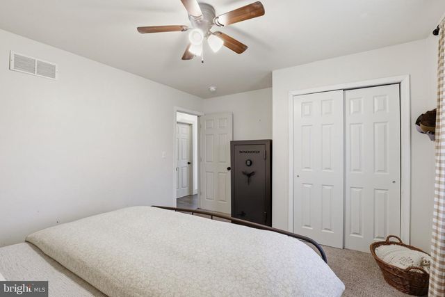 412 THREE BRIDGE RD, Newfield, NJ 08344