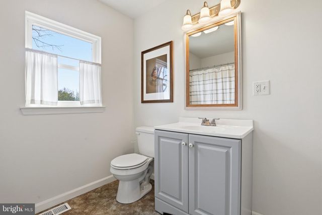 412 THREE BRIDGE RD, Newfield, NJ 08344