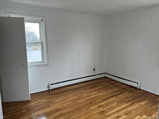 109 Pratt Street, West Babylon, NY 11704