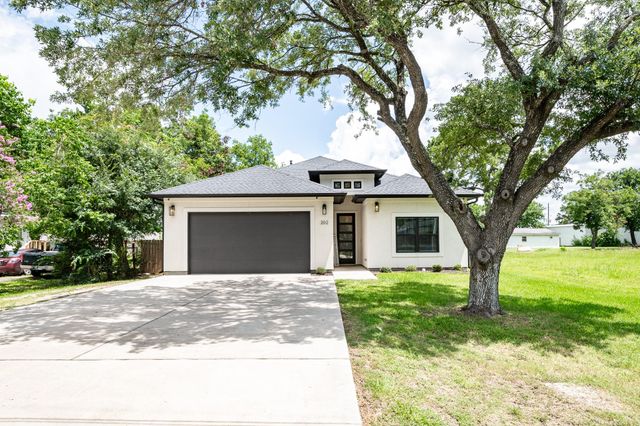 202 Hurta Road, Crosby, TX 77532