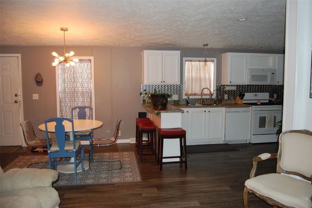 8215 TIMBERWOOD Lane, Erie, PA 16509