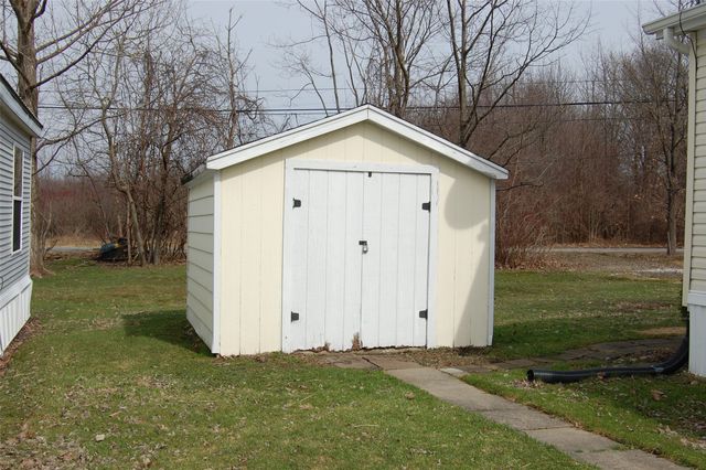 8215 TIMBERWOOD Lane, Erie, PA 16509