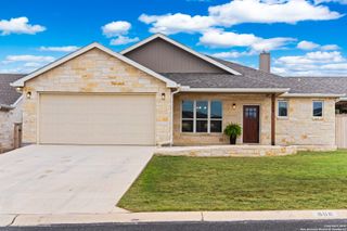 808 gray oak, Fredericksburg, TX 78624