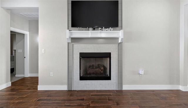 4354 Peak Ln, Elgin, OK 73538