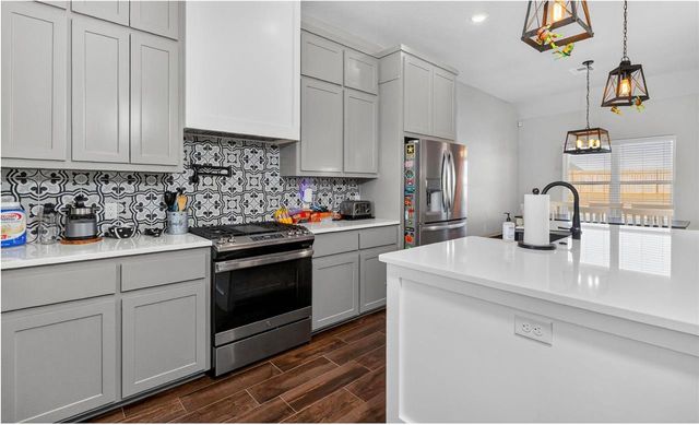 4354 Peak Ln, Elgin, OK 73538