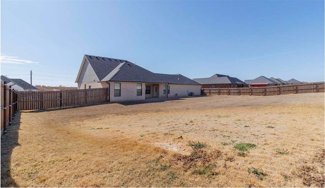 4354 Peak Ln, Elgin, OK 73538