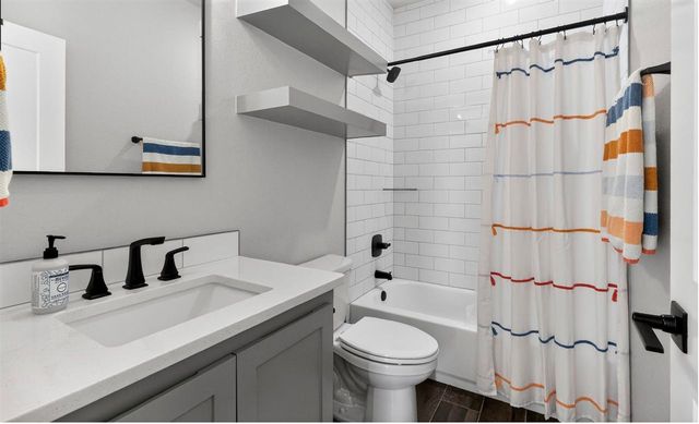 4354 Peak Ln, Elgin, OK 73538