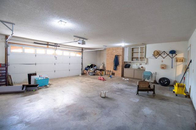 705 S 4th Street, Grandview, TX 76050