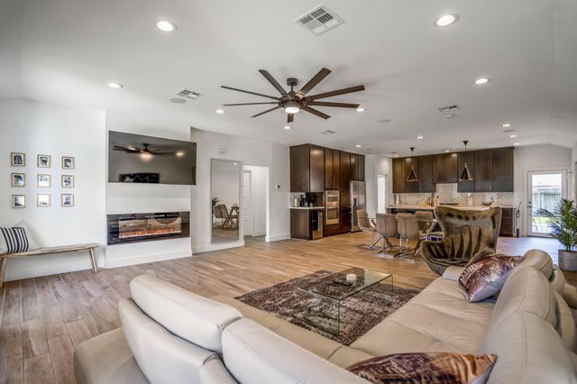 3878 Arbor Street, Houston, TX 77004