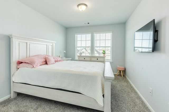 3640 Crosspointe Pass, Angleton, TX 77515