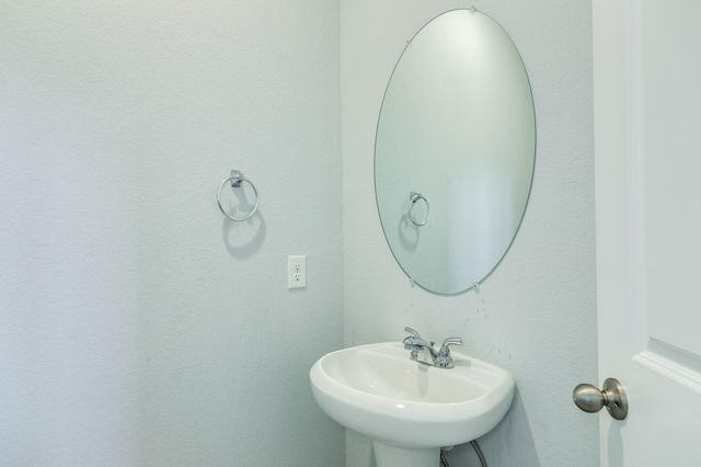 3640 Crosspointe Pass, Angleton, TX 77515