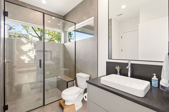 3871 Clover Lane, Dallas, TX 75220