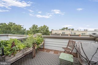 586 REGENT PL NE, Washington, DC 20017