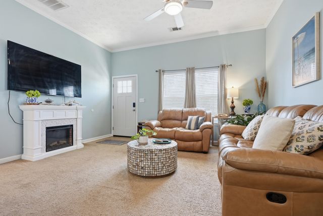 573 Tropical Way, Freeport, FL 32439