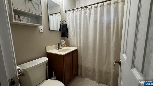 210 Washington Drive, Ramsey, NJ 07446