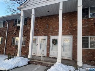 210 Washington Drive, Ramsey, NJ 07446