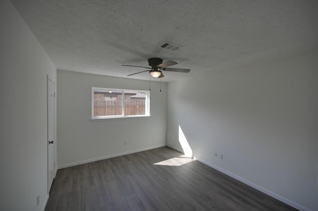 10410 Cook Road, Houston, TX 77099