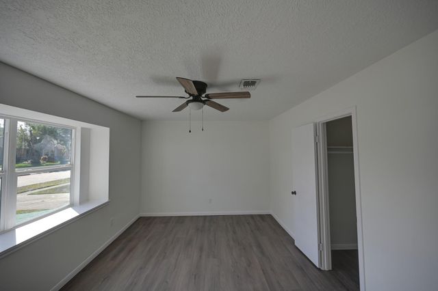 10410 Cook Road, Houston, TX 77099