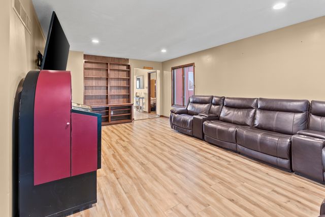 5180 E Mcardle Road, Coal City, IL 60416