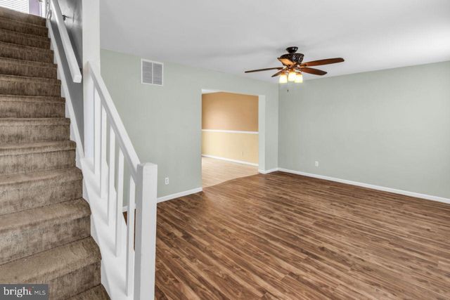 301 PLATINUM CT, Glassboro, NJ 08028
