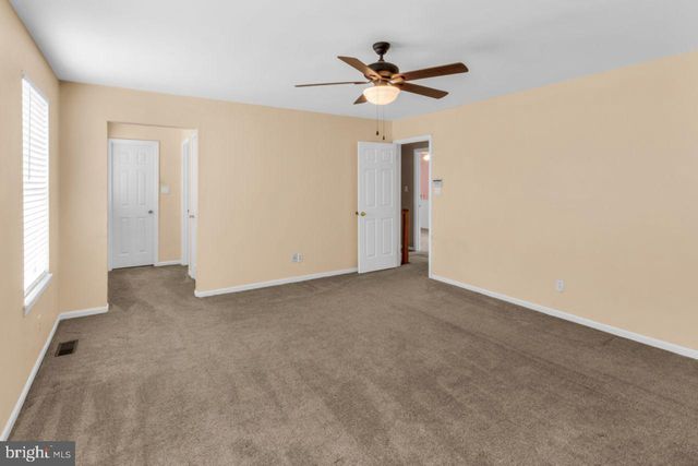 301 PLATINUM CT, Glassboro, NJ 08028