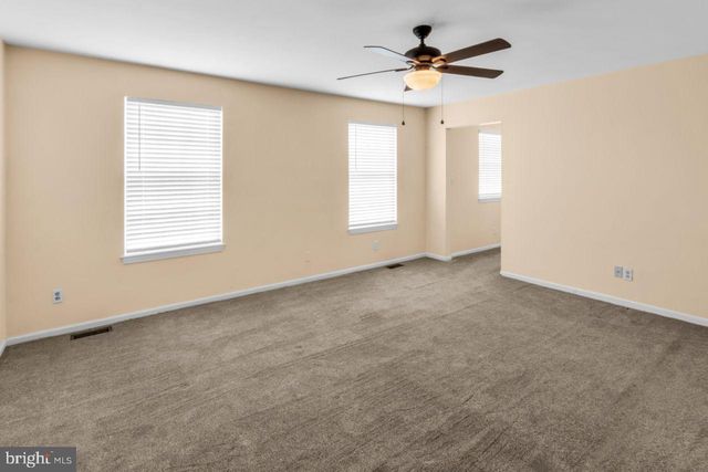 301 PLATINUM CT, Glassboro, NJ 08028