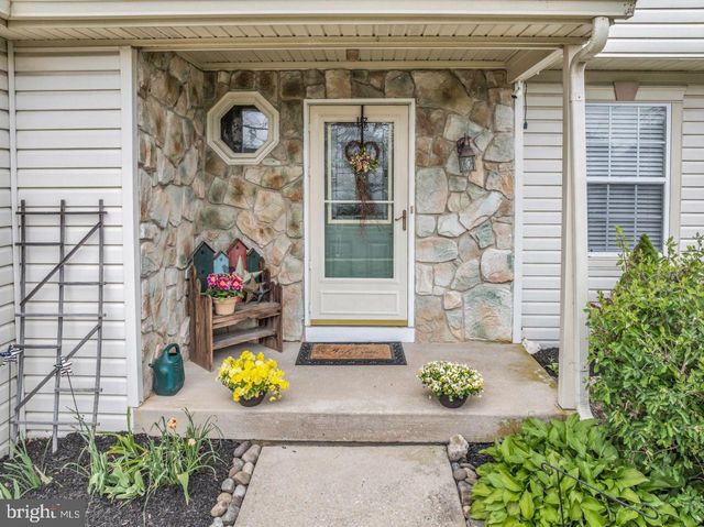 301 PLATINUM CT, Glassboro, NJ 08028